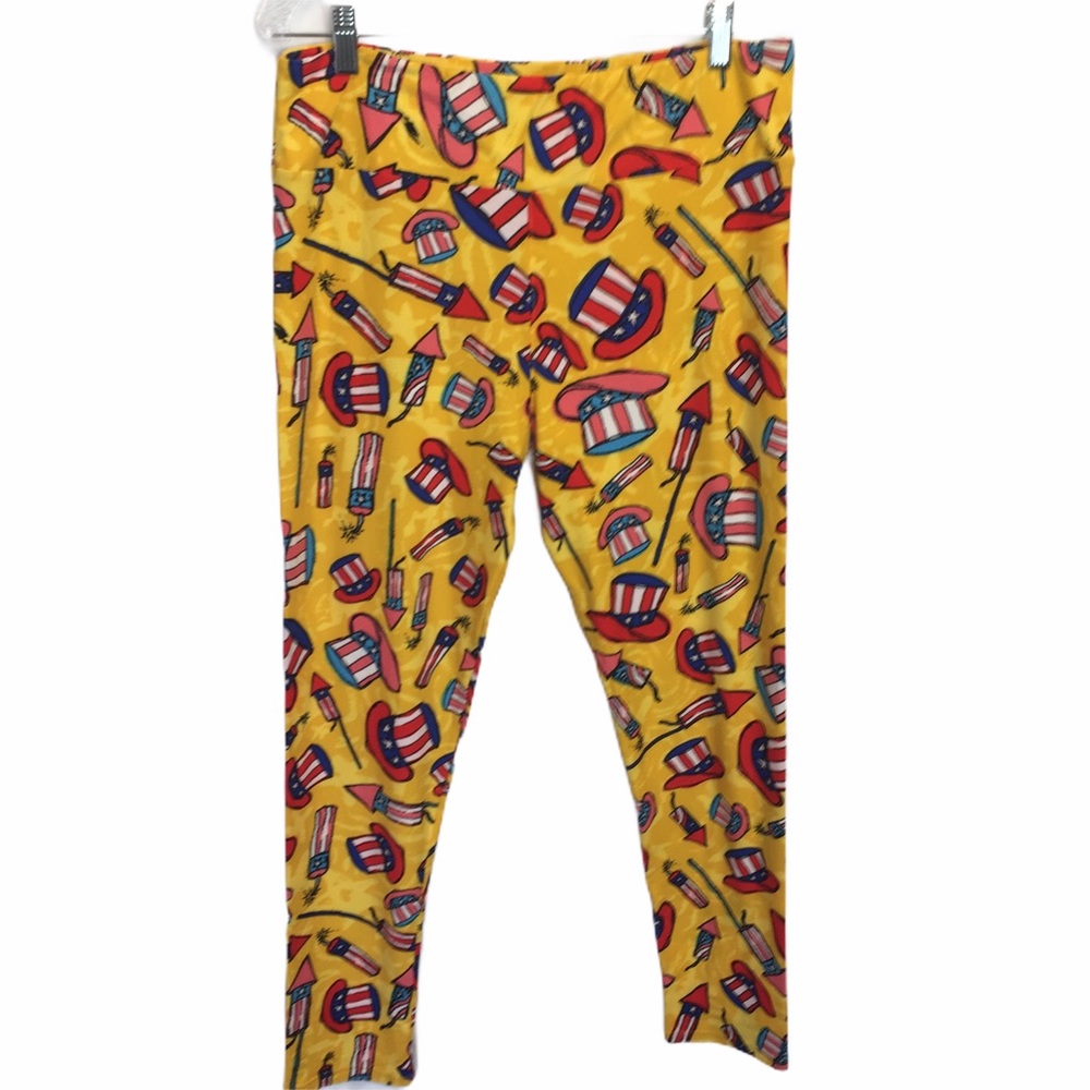 🐞LuLaRoe 4th Of July Leggings Tall & Curvy